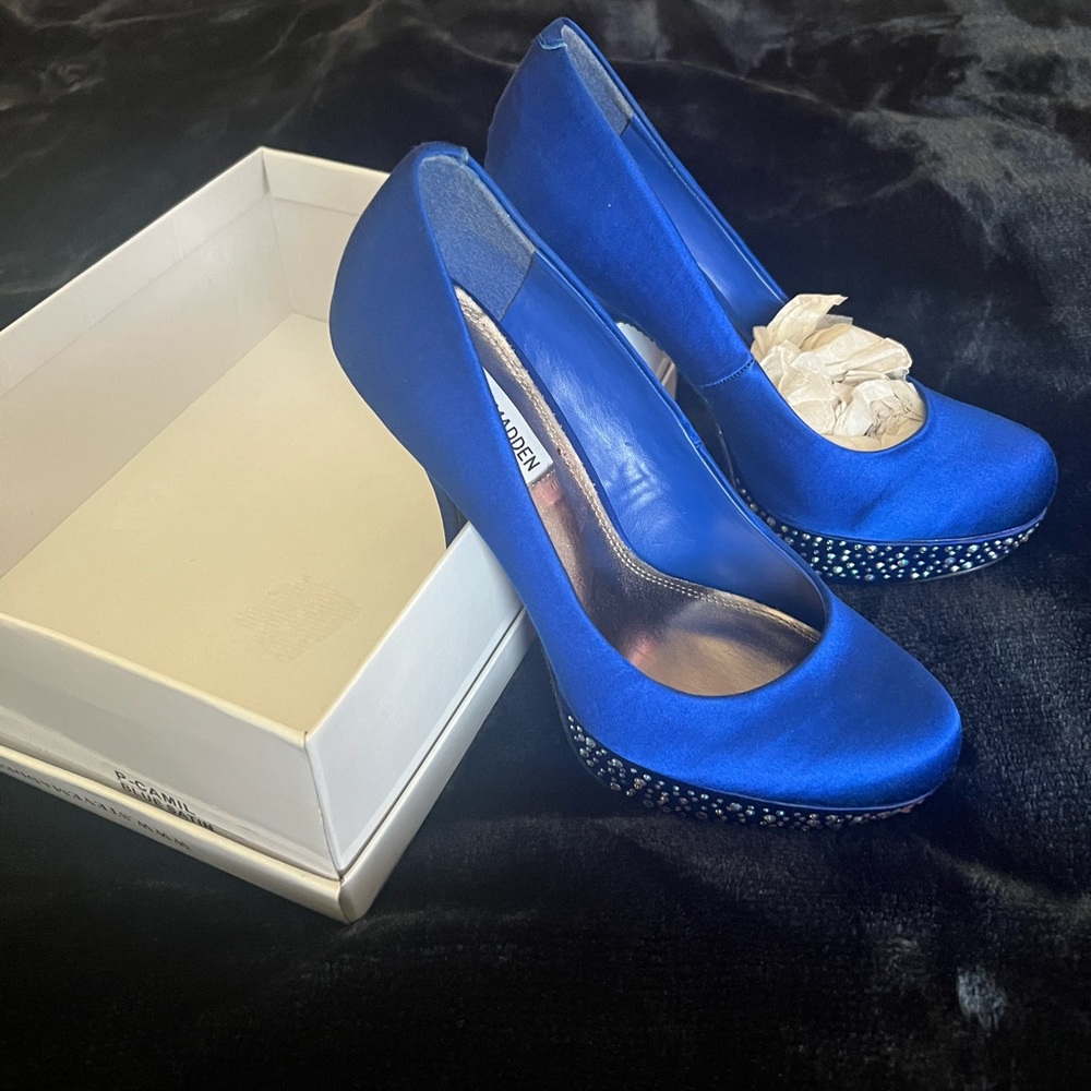 Satin Blue Steve Madden Platform heels.